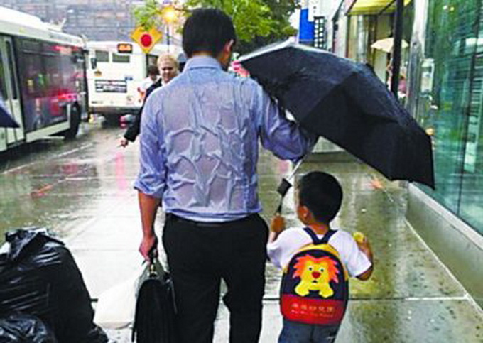 雨傘爸爸上廣告