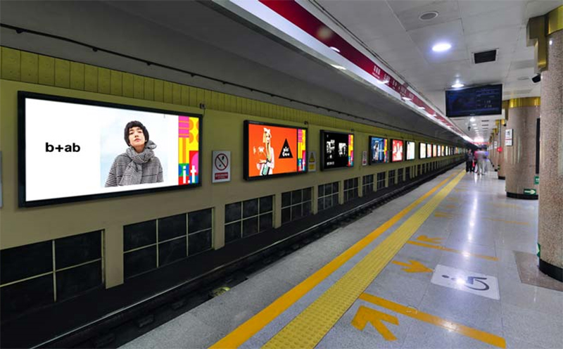 地鐵站廣告燈箱