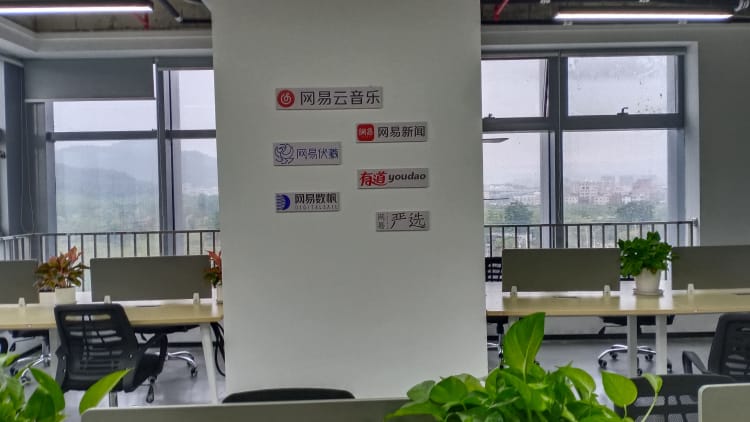 企業(yè)文化墻_廈門logo背景墻_形象墻設(shè)計制作